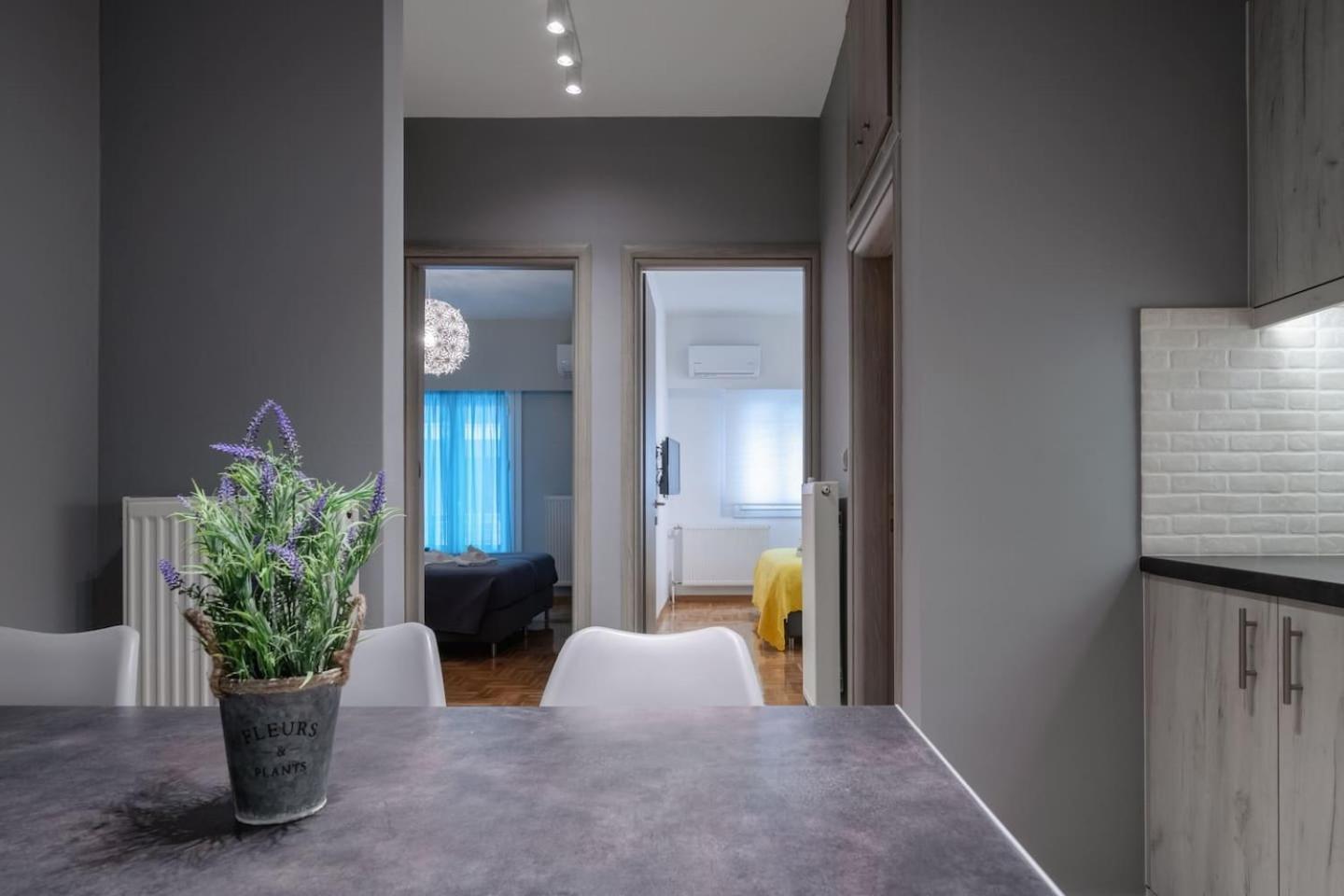 شقة Superb & Luxury Apt At The Heart Of أثينا المظهر الخارجي الصورة